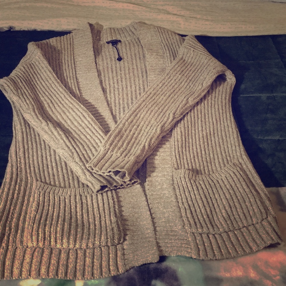 Express cardigan SOLD